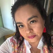 Elvia Moran's Instagram, Twitter & Facebook