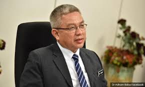 Dengan berkat kesabaran dan perlaksanaan tindakan yang sistematik, kita bersama² akan dapat mengawal, melandaikan lengkuk jangkitan & kadar kebolehjangkitan. Malaysiakini Adham Relaxes Quarantine Rules For Fellow Ministers On Official Trips