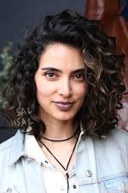 39 Undeniably Pretty Hairstyles For Curly Hair