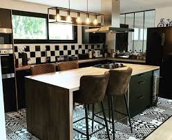 Cuisine Industrielle 10 Idees Pour Suivre La Tendance Kozikaza Cuisine Industrielle Cuisine Style Industriel Idee Cuisine Ouverte