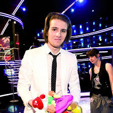 Na otázku, zda jsou zvěsti o jejich vztahu pravdivé, zpěvačka super.cz odpověděla: Sevcik Ze Superstar Zranil Si Zada Sip