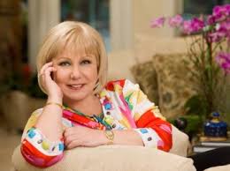 She had two brothers, paxti and inaki as well as two sisters; Pa Lante With The Venerable Cristina Hispanic Executive