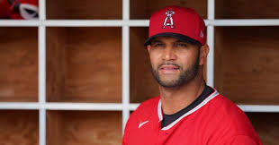 See an archive of all albert pujols stories published on the new york media network, which includes nymag, the cut, vulture, and grub street. Albert Pujols Asks For Prayers As Friends Infant Son Needs A Miracle