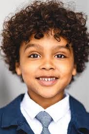 Stephanie Brister's Instagram, Twitter & Facebook