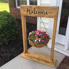 How to make an indoor flower pot stand? Wood Whisk On Twitter It S That Time Of The Year Again For Flowers Display Them In A New Way By Letting Us Make A Hanging Basket Planter Stand With A Carving