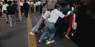Japanese Train Pusher Oshiya Crazy Job In Japan Subway Reckon Talk Tokyo Subway Train Subway