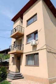 Centrul de ingrijire si supraveghere sfantul nectarie este o solutie ideala pentru cei ramasi singuri,in neputinte si boli sau pentru acei ce isi privesc senectutea ca un lung prilej de a se bucura de viata. Camine De Batrani Bucuresti Asistenta Medicala