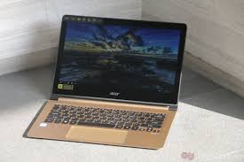 Headphones (listening music and chatting) and multimedia speakers. Acer Swift 7 Review Extremely Thin Surprisingly Capable Lowyat Net