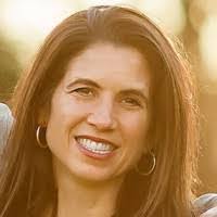 Nicole Koger's Instagram, Twitter & Facebook