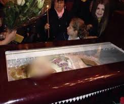 Muzica populara cu ileana ciuculete. Lacrimi Si Disperare La Inmormantarea Ilenei Ciuculete LangÄƒ Cine Se Va Odihni Marea SolistÄƒ Evenimentul Zilei