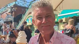 Fundraiser by Jade Henry : Giving Ian the send off he so rightly deserves!