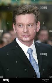 Gordon Sinclair's Instagram, Twitter & Facebook