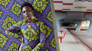 Vlisco fabrics are available in 6 yards (5.4m) lengths by 50 inches (127cm) widths. Wax Fantastique Vlisco African Fabrics Campaigns