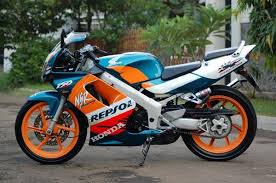 Le foto non rendono, la moto è più lucida, ma purtroppo c'è anche un effetto buccia non bellissimo. Tren Motor Bekas Paling Dicari Honda Nsr Sp Jadi Incaran