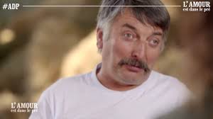 Exclu L Amour Est Dans Le Pre 2019 Karine Le Marchand Decontenancee Par Le Mini Short Et L Accent De Didier Programme Tv