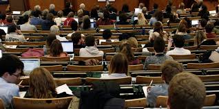 Πληροφορίες για τα κριτήρια επιλεξιμότητας των δικαιούχων για το στεγαστικό επίδομα φοιτητών και οδηγίες για την ηλεκτρονική υποβολή του στεγαστικού επιδόματος μπορείτε να δείτε εδώ. Foithtiko Epidoma Poioi Kai Pws 8a Laboyn 1 000 Eyrw Ews 6 Ioylioy Oi Aithseis Ellada Iefimerida Gr