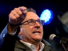 Das jahr 2019 soll das jahr der erneuerung der csu sein. quelle: Strache Kritisiert Hofer Und Will Zuruck In Die Fpo Politik Vienna At