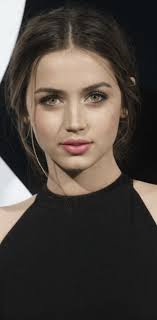 Natalie Portman vs Ana de Armas vs Jessica Alba : r/VindictaRateCelebs