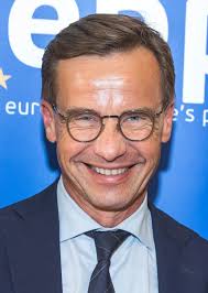 I serien we are the future intervjuar therese lindgren ulf kristersson från moderaterna och stefan löfven från socialdemokraterna med målet att inspirera. Ulf Kristersson Wikipedia