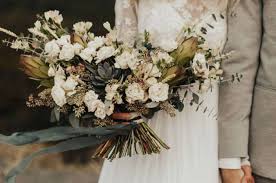 Add gifts from any store · beautiful & simple to use Winter Wedding Bouquets Arabia Weddings
