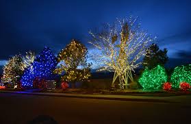 Commercial Christmas Decor By Timberline Landscaping In Colorado Springs Commercial Christmas Lights Christmas Light Installation Christmas Decorations