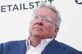 Sotheby's CEO to Step Down