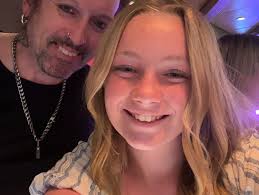 Fun with my growing family :) Love em ! Thank you Jesus for this  opportunity to play music and visit such neat places together ❤️🎸🙏