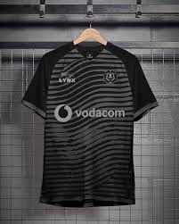It also contains a table with average age, cumulative market value and average market value. Orlando Pirates Home Kit