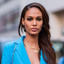 Apply your sunscreen properly and liberally, and keep contouring with your makeup — your skin will thank you. Model Joan Smalls Uses Sunscreen To Highlight And Contour Her Face Allure