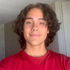 Sergio Borunda's Instagram, Twitter & Facebook