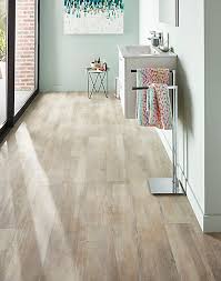 Il s'agit donc d'une solution idéale pour refaire la décoration de votre intérieur si vous êtes locataire, ou pour une pose temporaire. Lame Pvc Clipsable Gerflor Senso Lock Hudson Brown 105 6 X 18 5 Cm Vendu A La Botte Castorama
