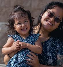 Helen Lippitt's Instagram, Twitter & Facebook