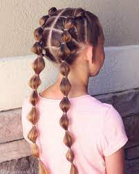 You create knots using either your hair strands or elastics and then create bubbles in the spaces between the knots. Double Bubble Braids Natural Hair Braids Hair Styles Belle Hairstyle