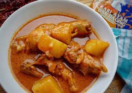 Makanan yang masih bersaudara dengan gulai dan kari ini sangat digemari keluarga indonesia. Resep Kari Ayam Ala Malaysia Oleh Arina Ae Putri Cookpad