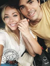 MacKenzie Porter and Jake Etheridge Are Engaged
