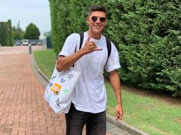 Maybe you would like to learn more about one of these? Atalanta Spieler Matteo Pessina Super Lig International Facebook
