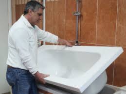Possono regalare il sogno di un bagno rilassante anche quando lo spazio è. Sovrapposizione Vasca Monza Serratore Vasche