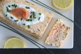 Cette recette de terrines de poisson est issue du livre « simplissime » de guy demarle. Terrine Aux 2 Saumons Sauce Yaourt Citron Et Ciboulette In Mai Way