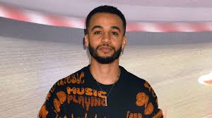 Последние твиты от aston_merrygold_jls (@aston_jls). Jls Aston Merrygold Shares Adorable Video Of Newborn Son Macaulay Shay Merrygold