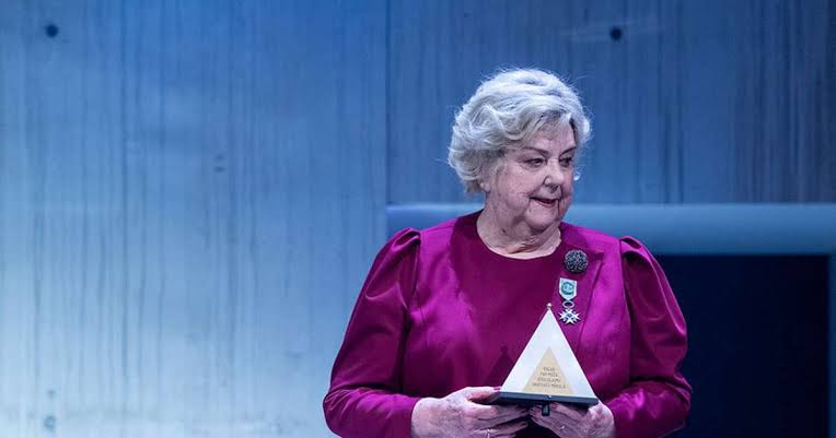 Ilze Vazdika: Liela pateicība Dailes teātrim, ka man atļāva izaugt | tv3.lv