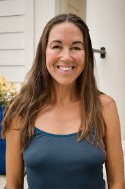 Emily Starnes's Instagram, Twitter & Facebook