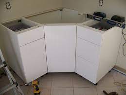Our kitchen wall units and cabinets come in different heights, widths and shapes, so you can choose a combination that works for you. Pin On Gartenmobel
