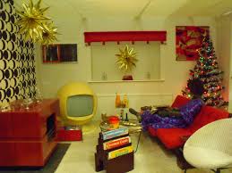 Typical 1970s Living Room At Christmas Time A Mix Of Styles Space Age Style Television Blinds At The Window And A Wallpaper Feature Wal Room Photo 1970 Style