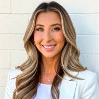 Jennifer Kees's Instagram, Twitter & Facebook