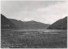 Maybe you would like to learn more about one of these? Bluestone Reservoir Meets Mouth Of Bluestone River Sumers County W Va West Virginia History Onview Wvu Libraries