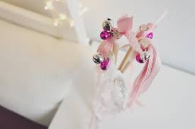 Browse favors & gifts prices whimsical wedding wands. Wedding Wands Infos Diy Anleitung Zum Selber Basteln