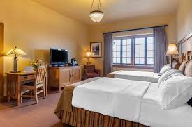 Kitchens offer refrigerators, microwaves, separate dining areas, and cookware/dishes/utensils. The Omni Grove Park Inn Asheville Asheville Updated 2021 Prices