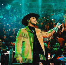 Pin En Christian Nodal