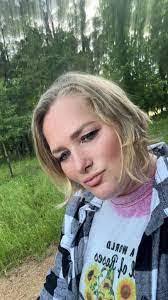 Crystal Ruben's Instagram, Twitter & Facebook