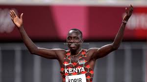 In 2017, he set the indoor world record for 600 meters. 10bgeuv Vjsvnm